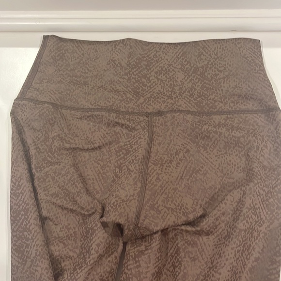 Aerie Offline metallic/snake? Leggings - Picture 4 of 4